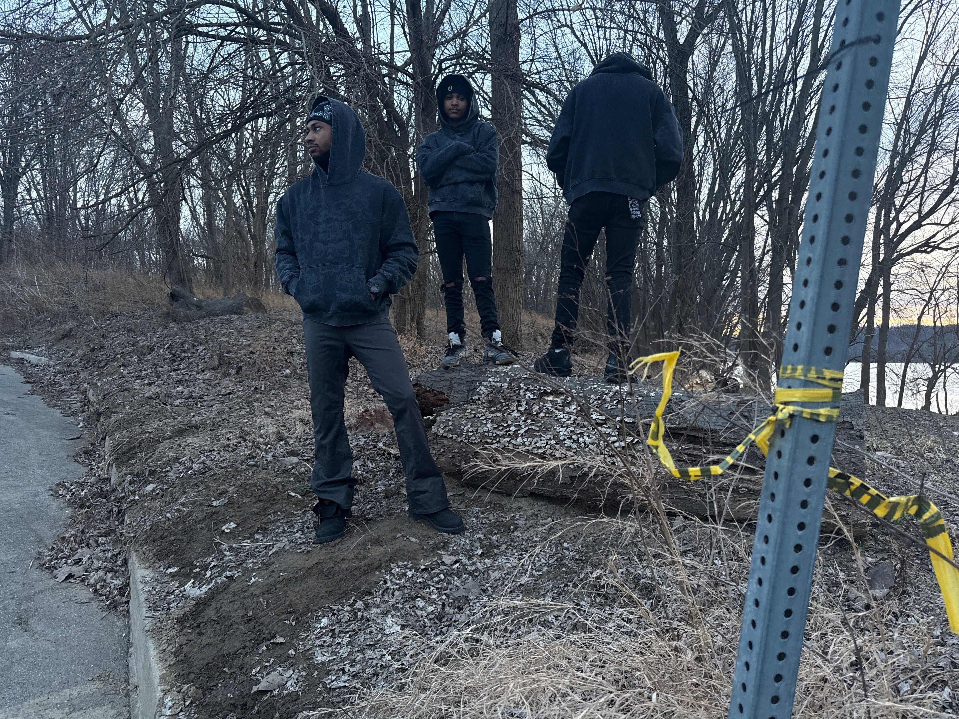 P’82 CHARCOAL ‘SKULLY’ Hoodie